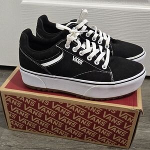 Vans Seldan Platform Sneakers